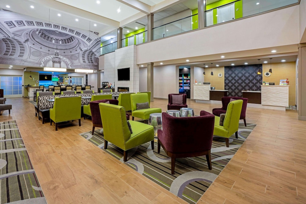 Imagen de los interiores del Hotel La Quinta Inn and Suites By Wyndham Tumwater - Olympia. Foto 18