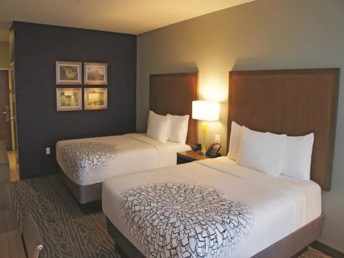 Imagen de la habitación del Hotel La Quinta Inn and Suites By Wyndham Wichita Northeast. Foto 2