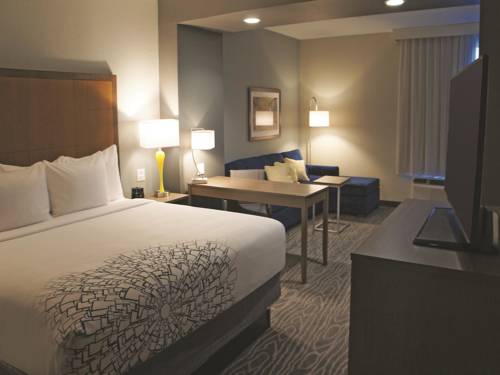 Imagen de la habitación del Hotel La Quinta Inn and Suites By Wyndham Wichita Northeast. Foto 7