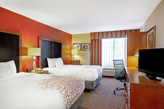 Imagen de la habitación del Hotel La Quinta Inn and Suites By Wyndham Williamsburg Historic Area. Foto 8