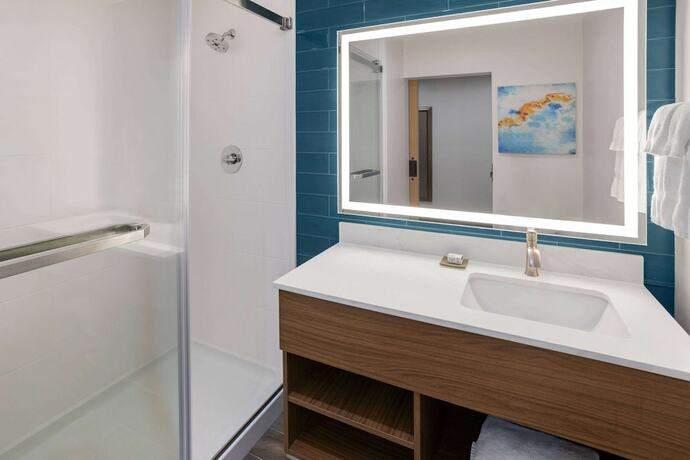 Imagen de la habitación del Hotel La Quinta Inn and Suites By Wyndham Williston/Burlington. Foto 8
