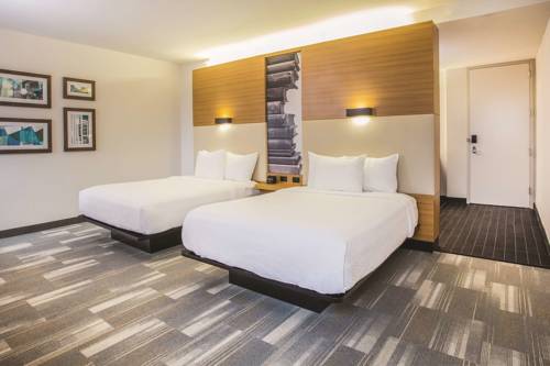 Imagen de la habitación del Hotel La Quinta Inn and Suites By Wyndham Winchester. Foto 10