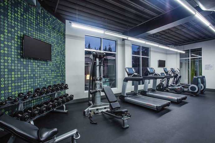 Imagen de los interiores del Hotel La Quinta Inn and Suites By Wyndham Winchester. Foto 17