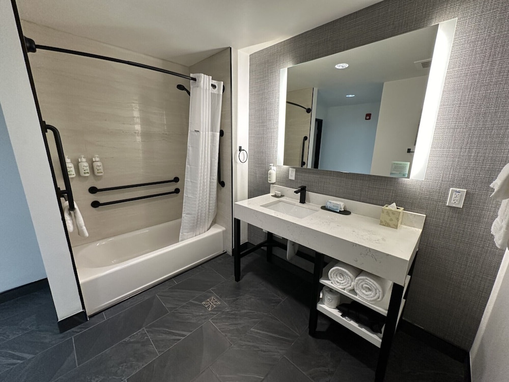 Imagen de la habitación del Hotel La Quinta Inn and Suites By Wyndham Yucaipa. Foto 2