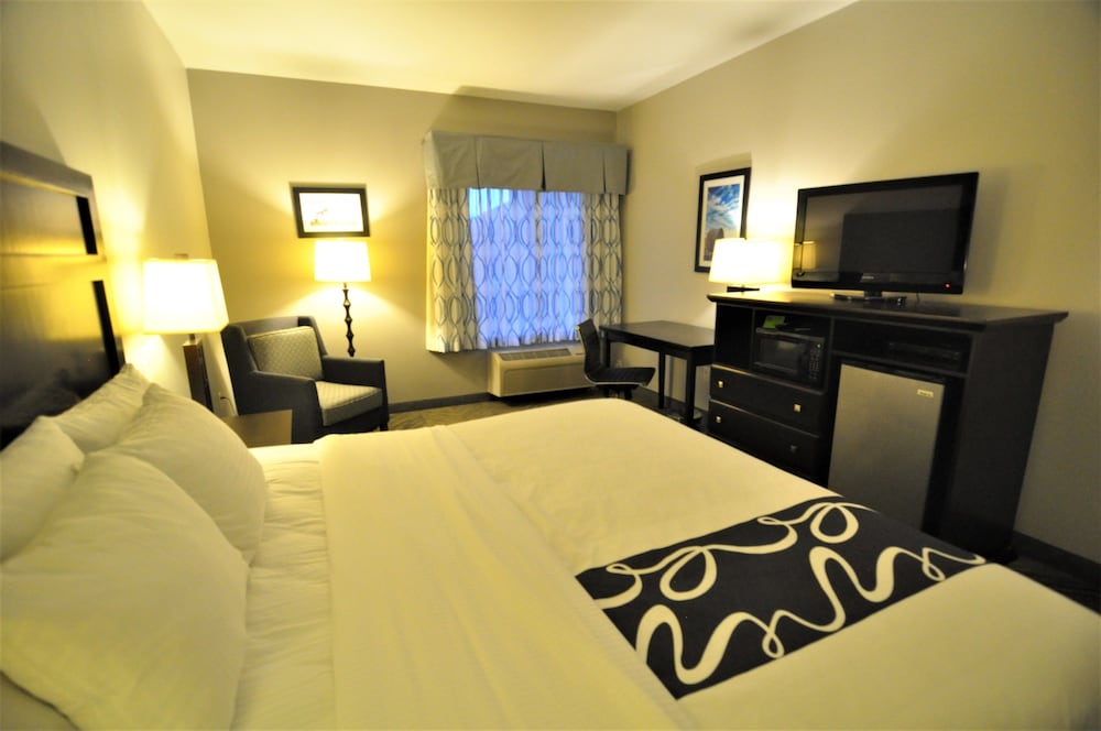 Imagen de la habitación del Hotel La Quinta Inn and Suites By Wyndham-brookshire-west Katy. Foto 10