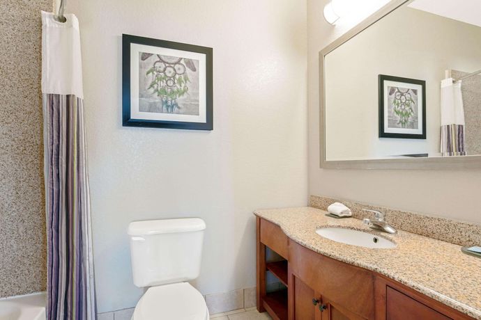 Imagen de la habitación del Hotel La Quinta Inn and Suites by Wyndham Ada. Foto 2