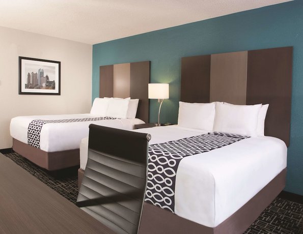 Imagen de la habitación del Hotel La Quinta Inn and Suites by Wyndham Atlanta Airport North. Foto 3