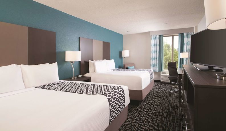 Imagen de la habitación del Hotel La Quinta Inn and Suites by Wyndham Atlanta Airport North. Foto 10