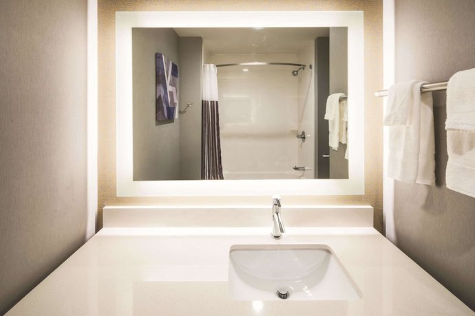 Imagen de la habitación del Hotel La Quinta Inn and Suites by Wyndham Atlanta South - McDonough. Foto 14