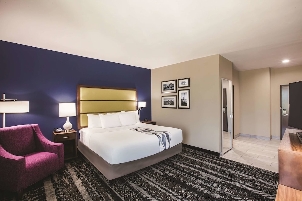 Imagen de la habitación del Hotel La Quinta Inn and Suites by Wyndham Baton Rouge - Port Allen. Foto 3