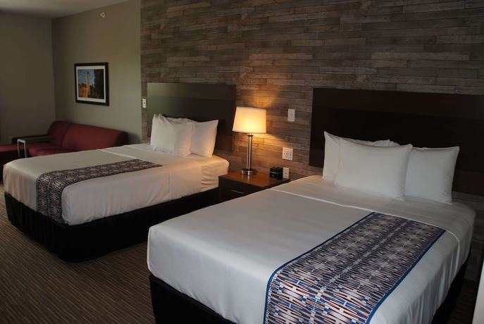 Imagen de la habitación del Hotel La Quinta Inn and Suites by Wyndham Bloomington. Foto 8
