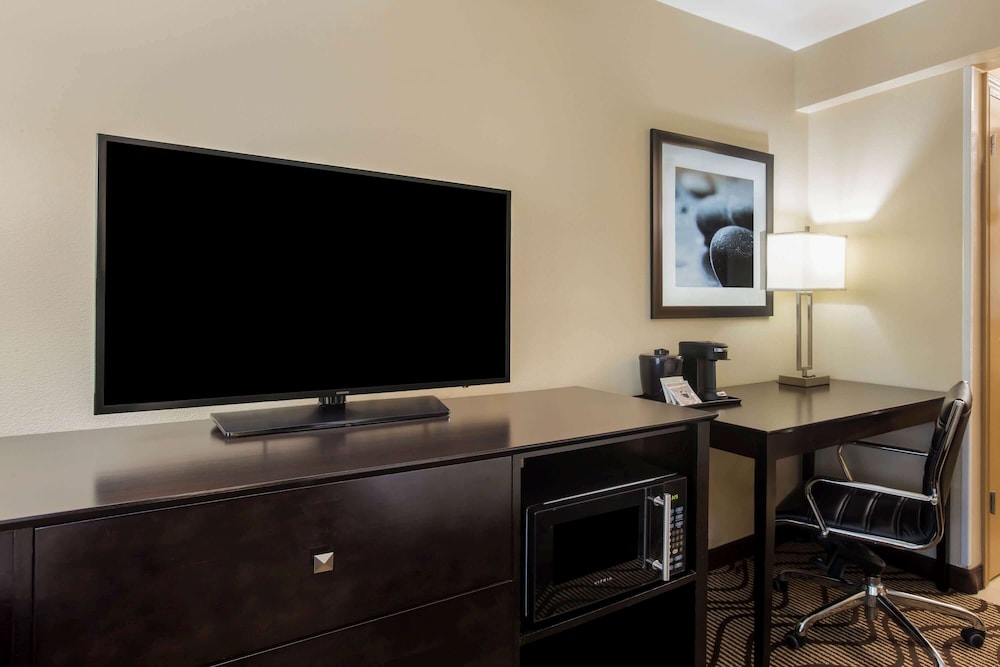 Imagen de la habitación del Hotel La Quinta Inn and Suites by Wyndham Carlsbad - Legoland Area. Foto 10