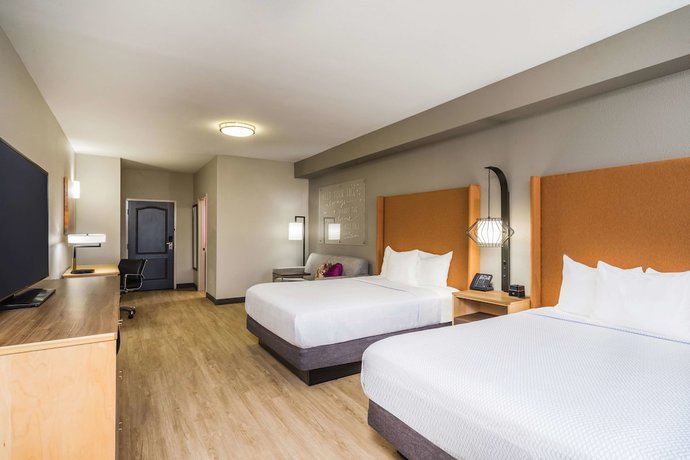 Imagen de la habitación del Hotel La Quinta Inn and Suites by Wyndham Chattanooga-Hamilton Place. Foto 2