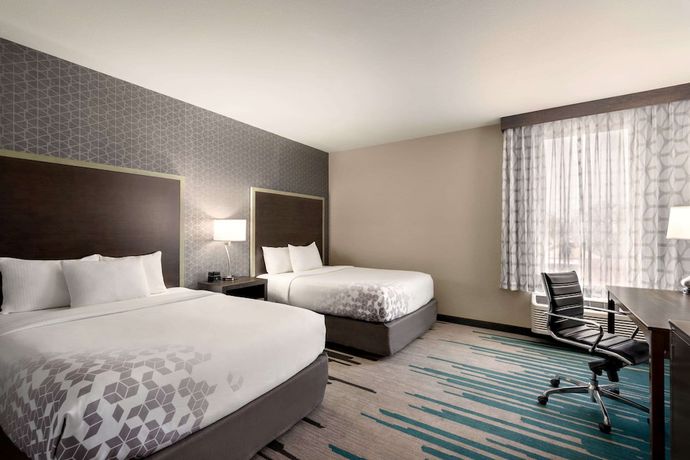 Imagen de la habitación del Hotel La Quinta Inn and Suites by Wyndham Clovis CA. Foto 16