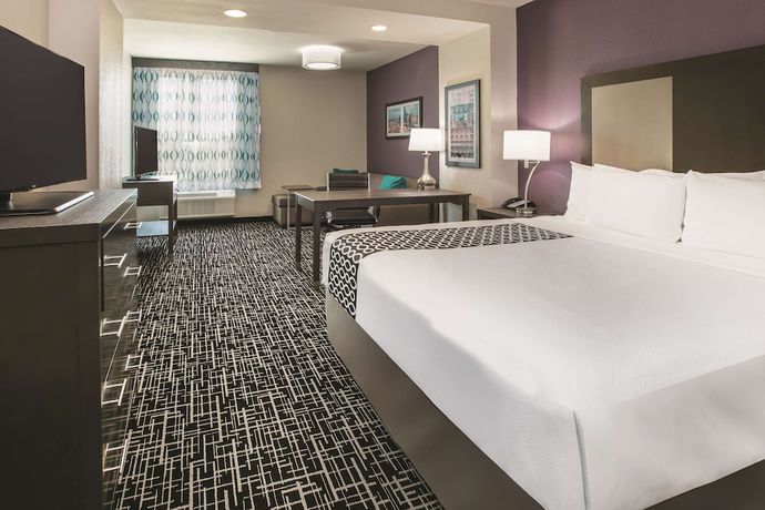 Imagen de la habitación del Hotel La Quinta Inn and Suites by Wyndham Dallas - Richardson. Foto 2