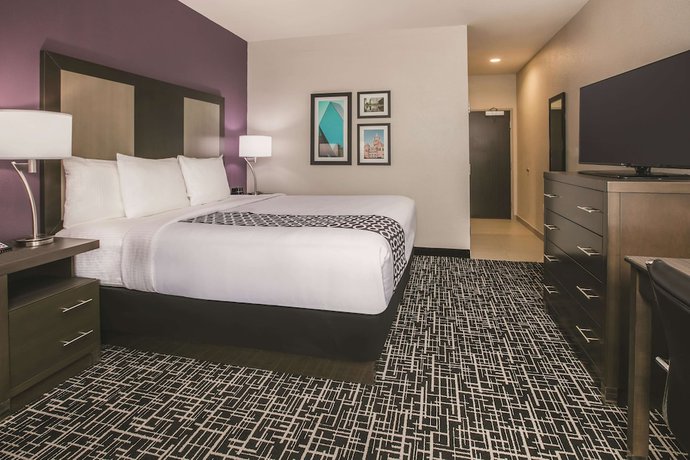 Imagen de la habitación del Hotel La Quinta Inn and Suites by Wyndham Dallas - Richardson. Foto 17