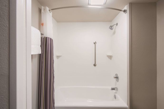 Imagen de la habitación del Hotel La Quinta Inn and Suites by Wyndham Effingham. Foto 10