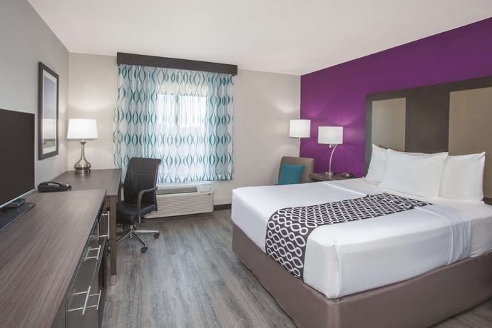 Imagen de la habitación del Hotel La Quinta Inn and Suites by Wyndham Effingham. Foto 15