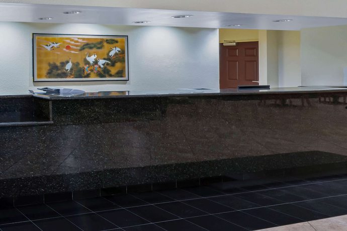 Imagen de los interiores del Hotel La Quinta Inn and Suites by Wyndham Ft. Pierce. Foto 17