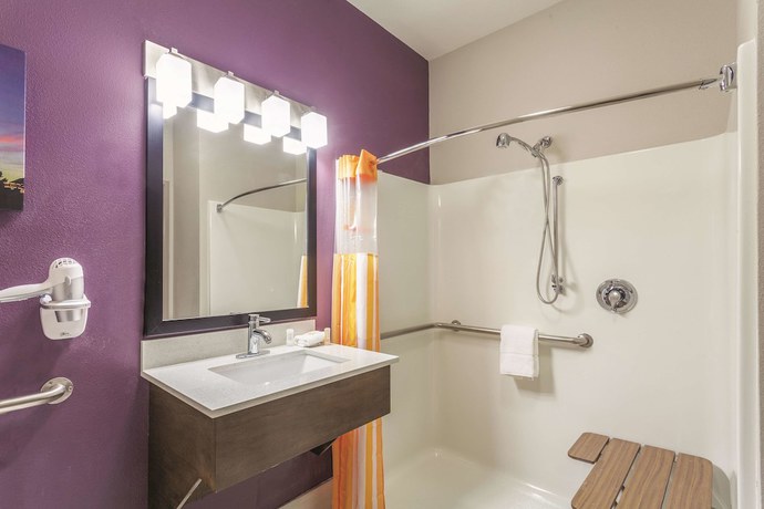 Imagen de la habitación del Hotel La Quinta Inn and Suites by Wyndham Hopkinsville. Foto 7
