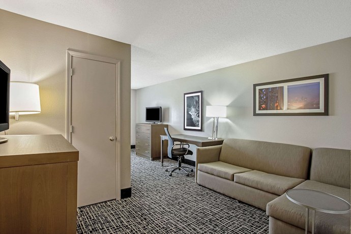 Imagen de la habitación del Hotel La Quinta Inn and Suites by Wyndham Hopkinsville. Foto 8