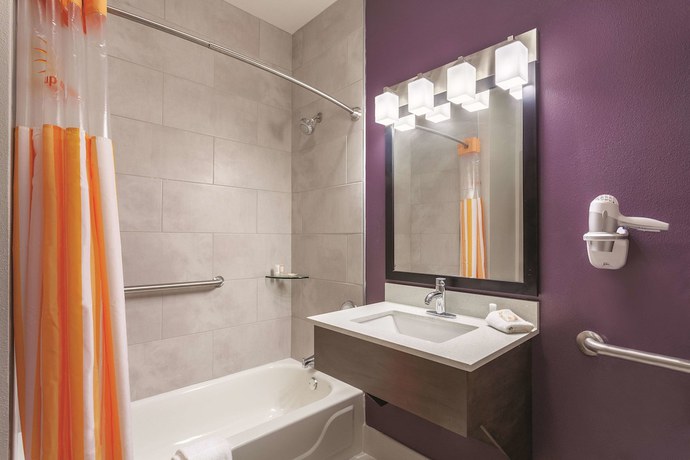 Imagen de la habitación del Hotel La Quinta Inn and Suites by Wyndham Hopkinsville. Foto 13