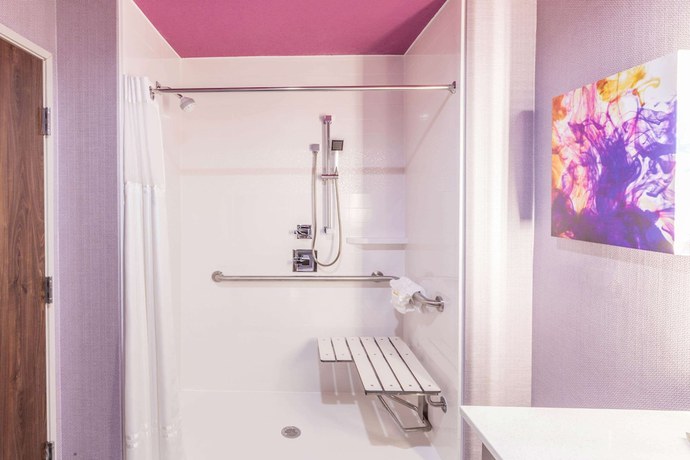 Imagen de la habitación del Hotel La Quinta Inn and Suites by Wyndham Houston East at Sheldon Rd. Foto 15