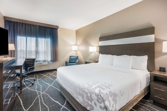 Imagen de la habitación del Hotel La Quinta Inn and Suites by Wyndham Houston Spring South. Foto 2