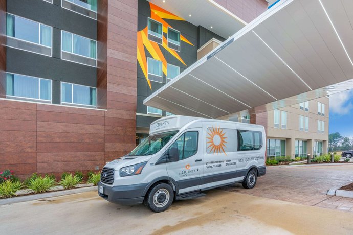 Imagen de los interiores del Hotel La Quinta Inn and Suites by Wyndham Houston Spring South. Foto 15
