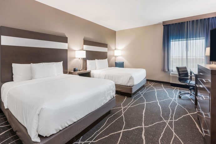 Imagen de la habitación del Hotel La Quinta Inn and Suites by Wyndham Houston Spring South. Foto 6