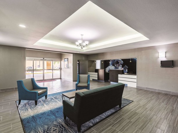 Imagen de los interiores del Hotel La Quinta Inn and Suites by Wyndham Houston/Clear Lake-NASA. Foto 14