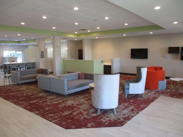Imagen de los interiores del Hotel La Quinta Inn and Suites by Wyndham Jackson/Cape Girardeau. Foto 16