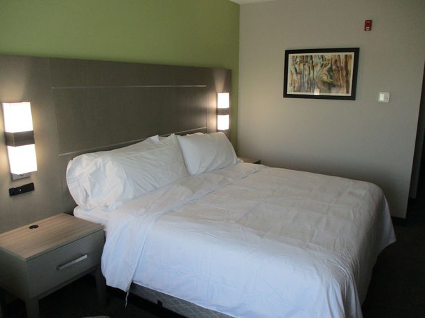 Imagen de la habitación del Hotel La Quinta Inn and Suites by Wyndham Jackson/Cape Girardeau. Foto 9