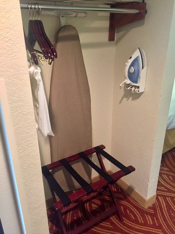 Imagen de la habitación del Hotel La Quinta Inn and Suites by Wyndham Jonesboro. Foto 4