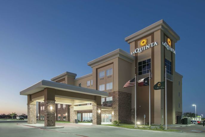 Imagen general del Hotel La Quinta Inn and Suites by Wyndham Kingsville. Foto 1