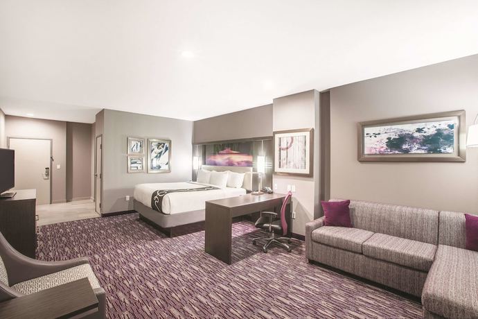 Imagen de la habitación del Hotel La Quinta Inn and Suites by Wyndham Kingsville. Foto 9