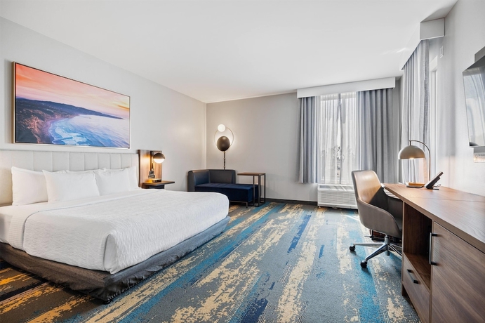 Imagen de la habitación del Hotel La Quinta Inn and Suites by Wyndham La Habra. Foto 6