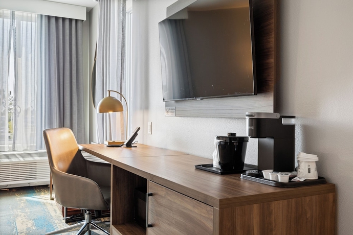 Imagen de la habitación del Hotel La Quinta Inn and Suites by Wyndham La Habra. Foto 9
