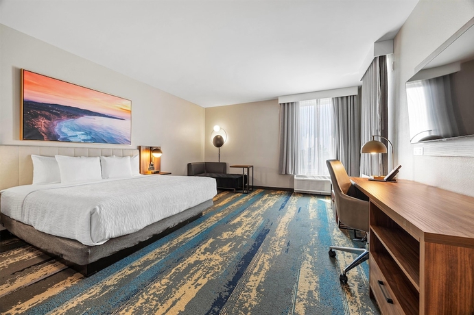 Imagen de la habitación del Hotel La Quinta Inn and Suites by Wyndham La Habra. Foto 10