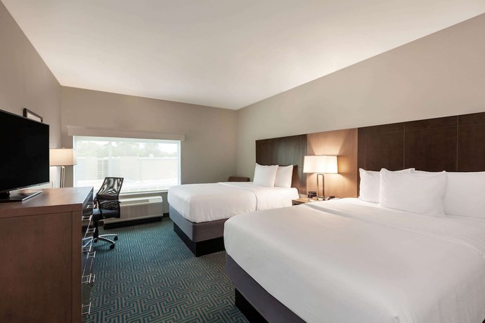 Imagen de la habitación del Hotel La Quinta Inn and Suites by Wyndham Lafayette Oil Center. Foto 14