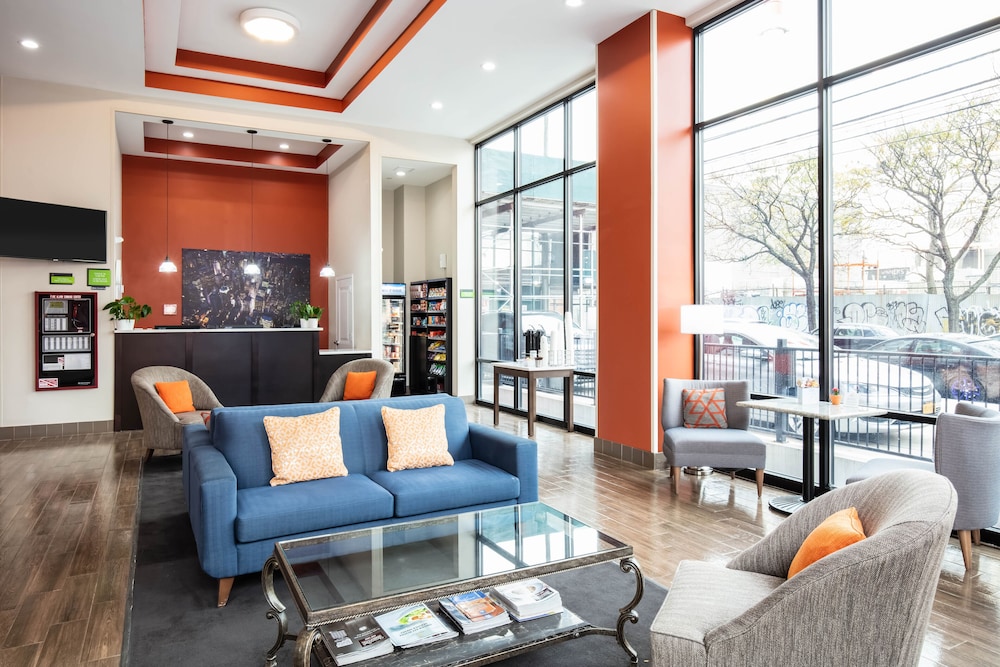 Imagen de los interiores del Hotel La Quinta Inn and Suites by Wyndham Long Island City. Foto 17