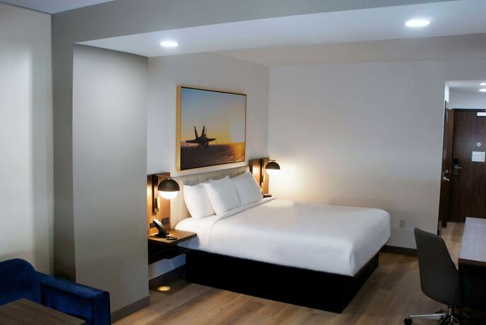 Imagen de la habitación del Hotel La Quinta Inn and Suites by Wyndham Manchester / Arnold AFB. Foto 16