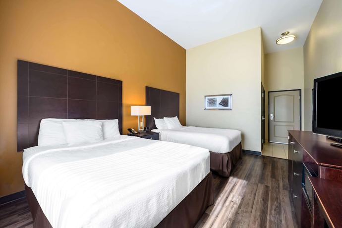 Imagen de la habitación del Hotel La Quinta Inn and Suites by Wyndham Marshall. Foto 10