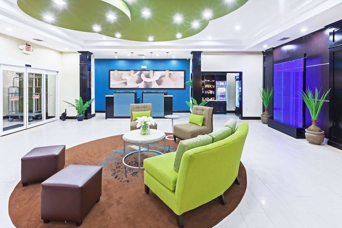 Imagen de los interiores del Hotel La Quinta Inn and Suites by Wyndham Marshall. Foto 20