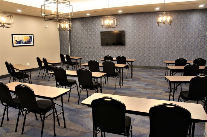 Imagen de los interiores del Hotel La Quinta Inn and Suites by Wyndham Marysville. Foto 13