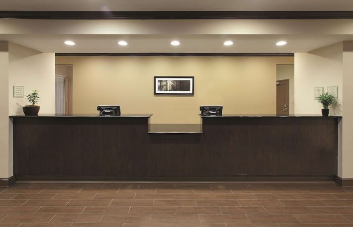 Imagen de los interiores del Hotel La Quinta Inn and Suites by Wyndham Memphis Wolfchase. Foto 17