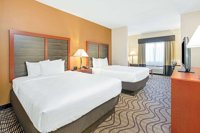Imagen de la habitación del Hotel La Quinta Inn and Suites by Wyndham Midwest City - Tinker AFB. Foto 13