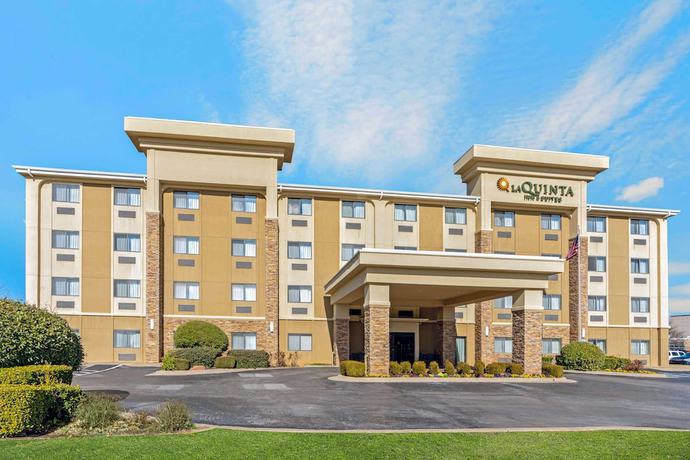 Imagen general del Hotel La Quinta Inn and Suites by Wyndham Midwest City - Tinker AFB. Foto 2