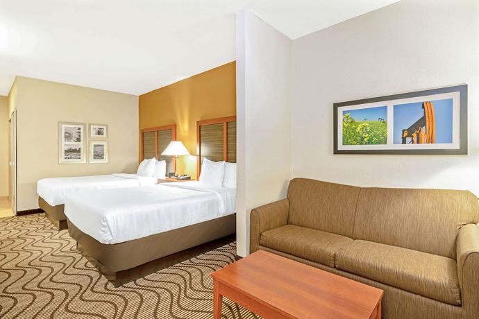Imagen de la habitación del Hotel La Quinta Inn and Suites by Wyndham Midwest City - Tinker AFB. Foto 16