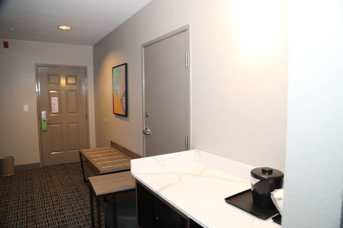 Imagen de la habitación del Hotel La Quinta Inn and Suites by Wyndham Montgomery. Foto 8